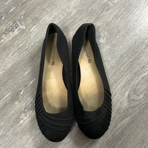 Black flats